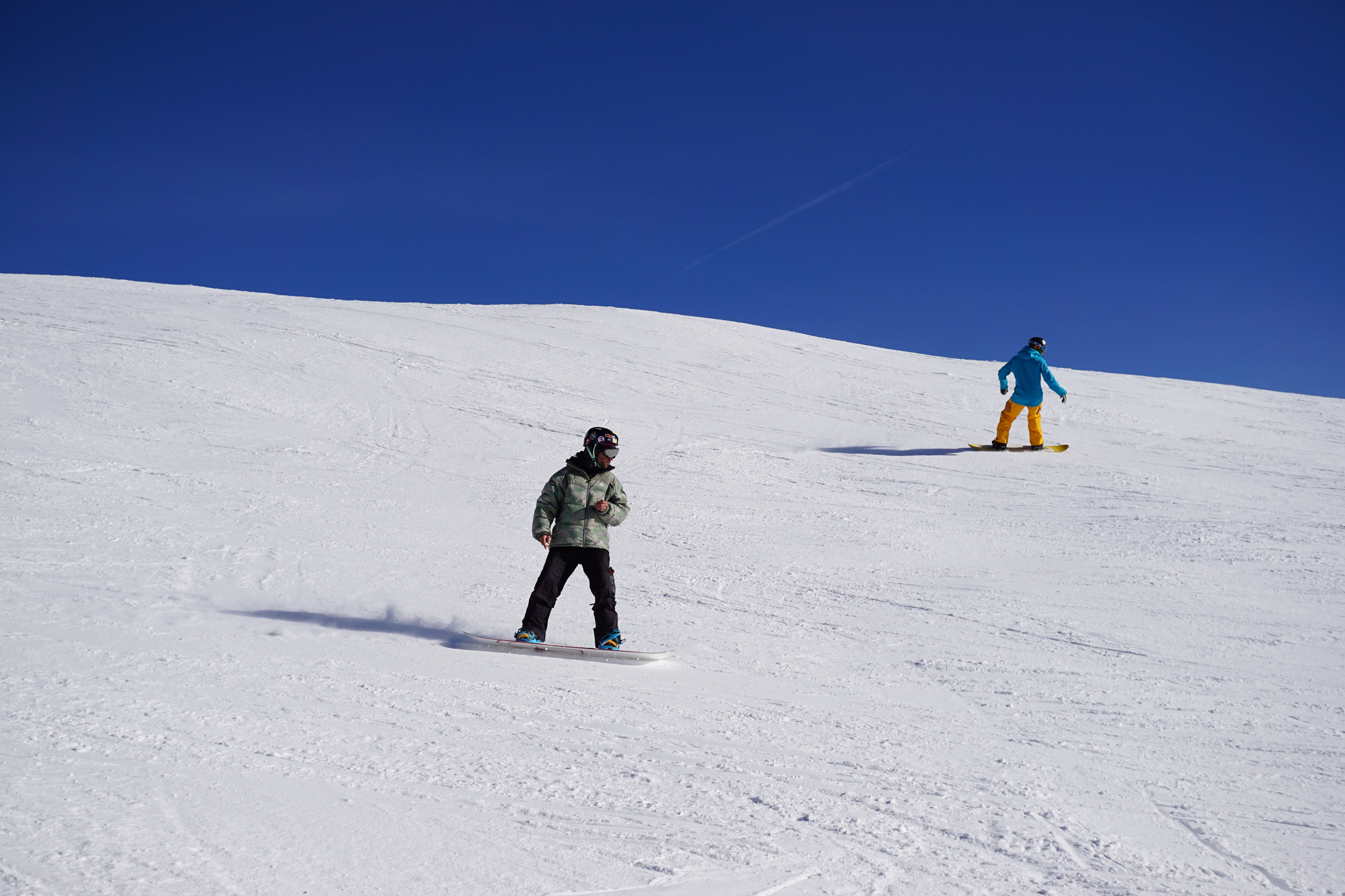 Snowboard per a principiants: per què costa més al principi que l'esquí